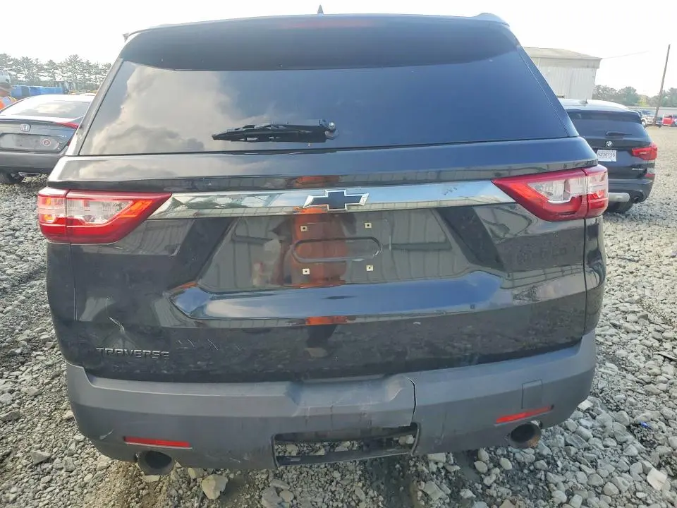 2019 CHEVROLET TRAVERSE LS  