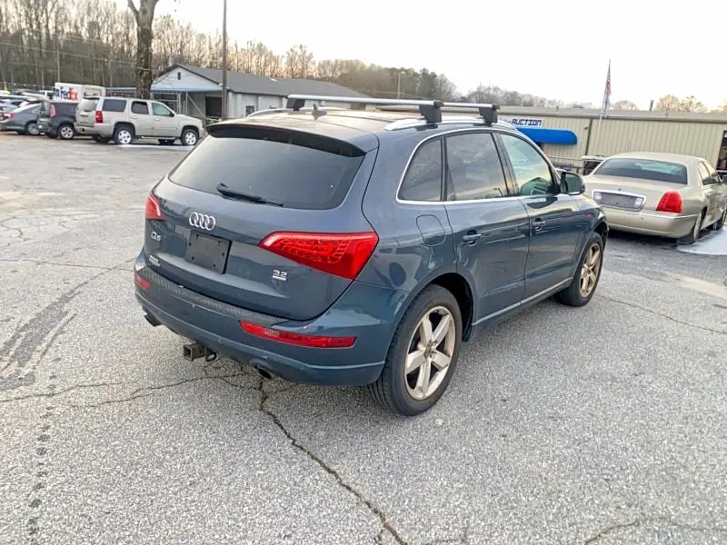 2010 AUDI Q5 PREMIUM PLUS  