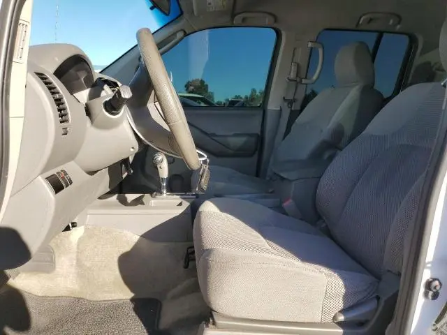 2011 NISSAN FRONTIER S  