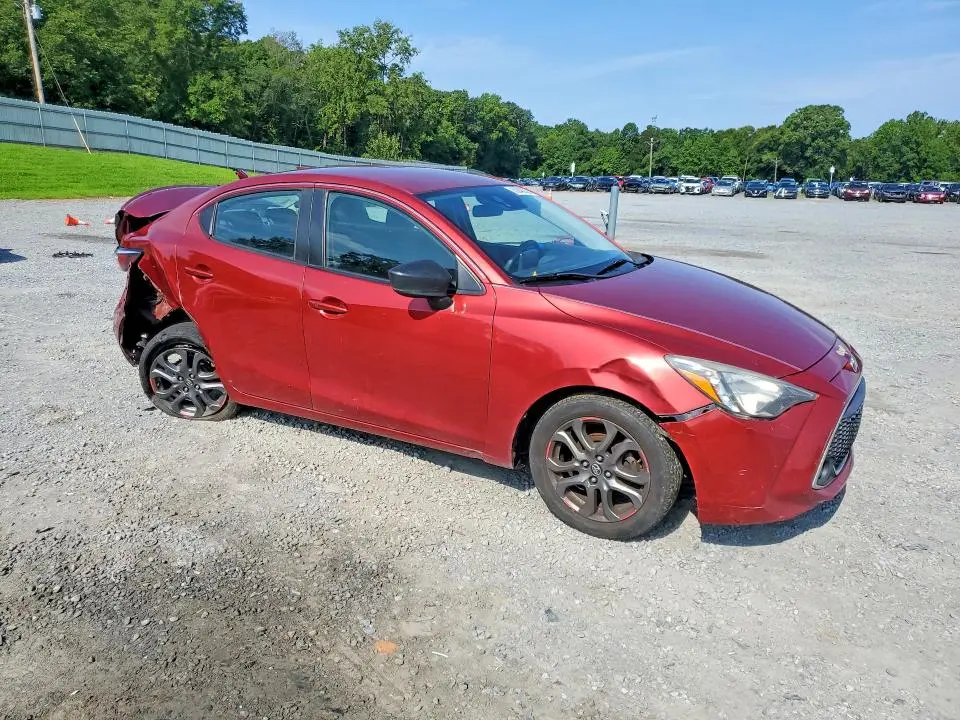 2019 TOYOTA YARIS LE  