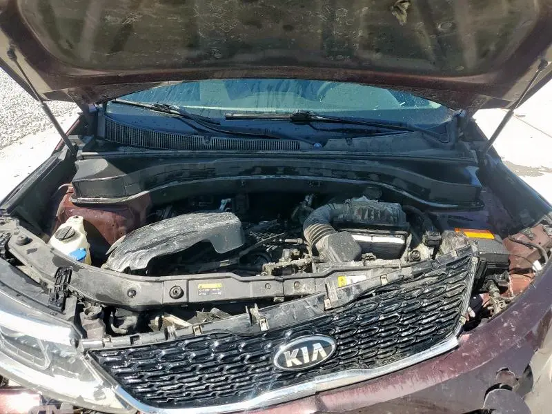 2014 KIA SORENTO LX  