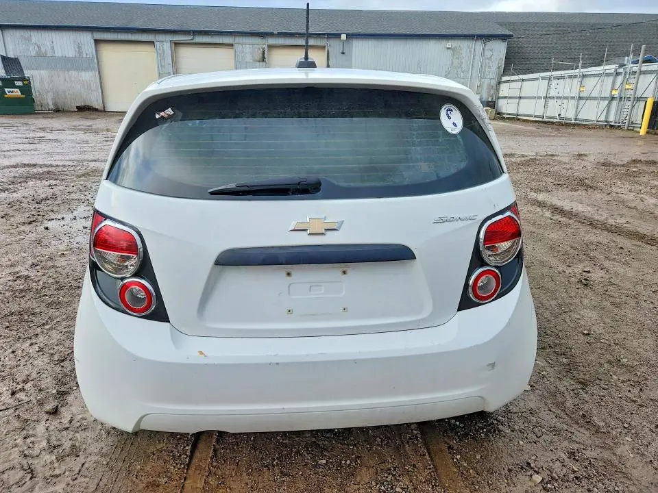 2016 CHEVROLET SONIC LS  