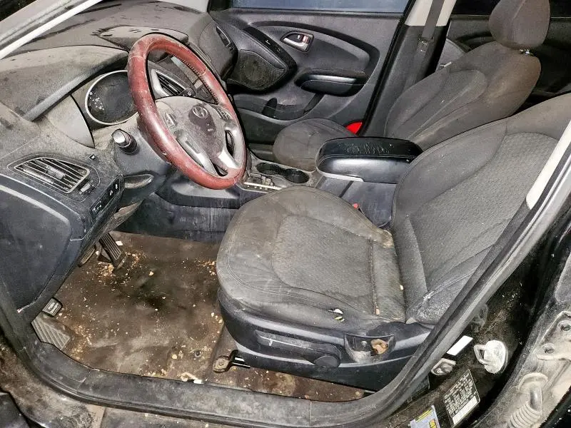 2010 HYUNDAI TUCSON GLS  