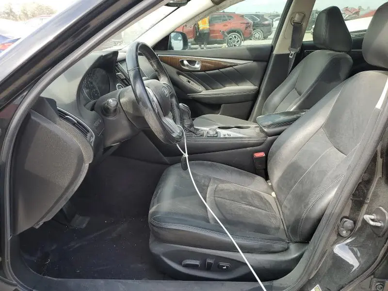 2019 INFINITI Q50 LUXE  