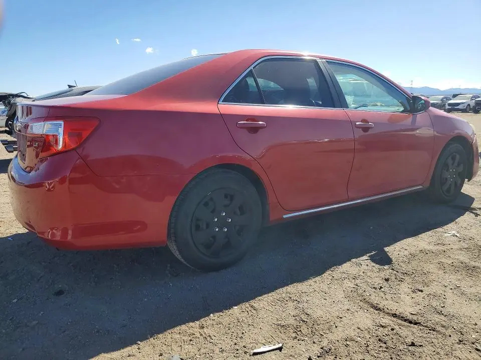 2013 TOYOTA CAMRY LE  