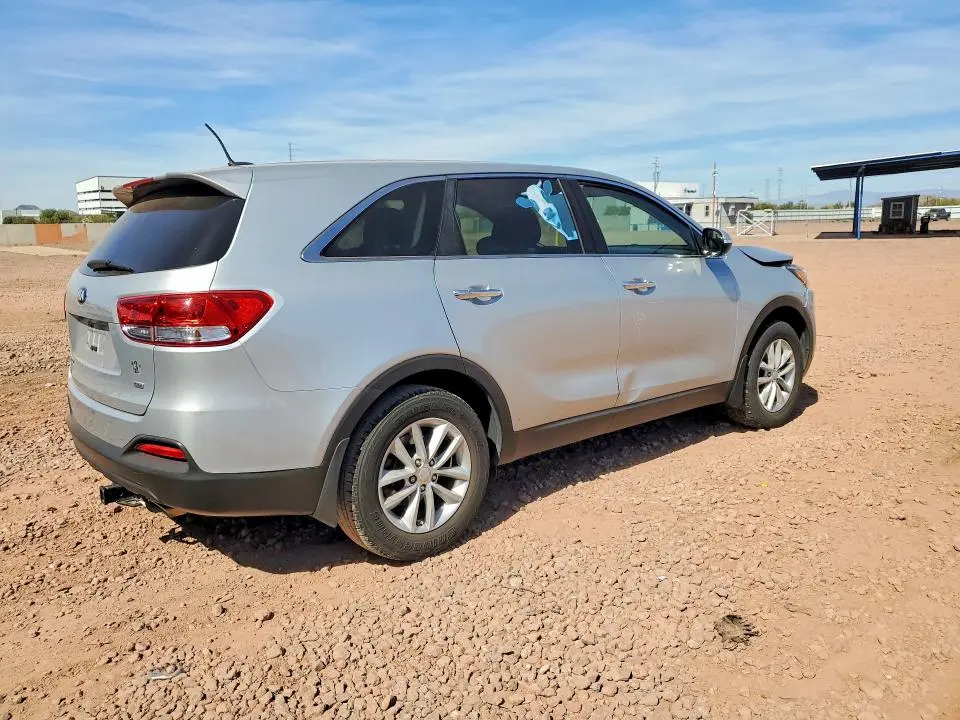 2016 KIA SORENTO L  
