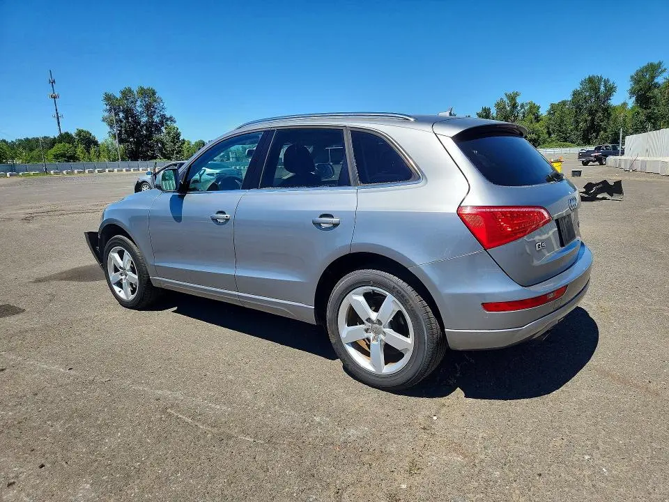 2011 AUDI Q5 PREMIUM PLUS  