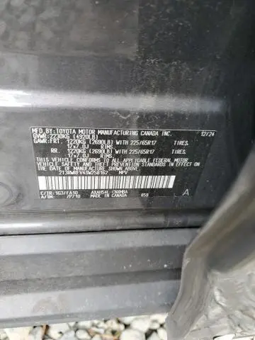 2025 TOYOTA RAV4 XLE  