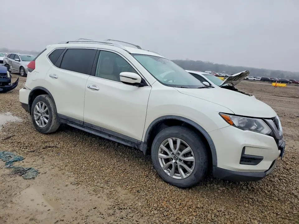 2020 NISSAN ROGUE SV  