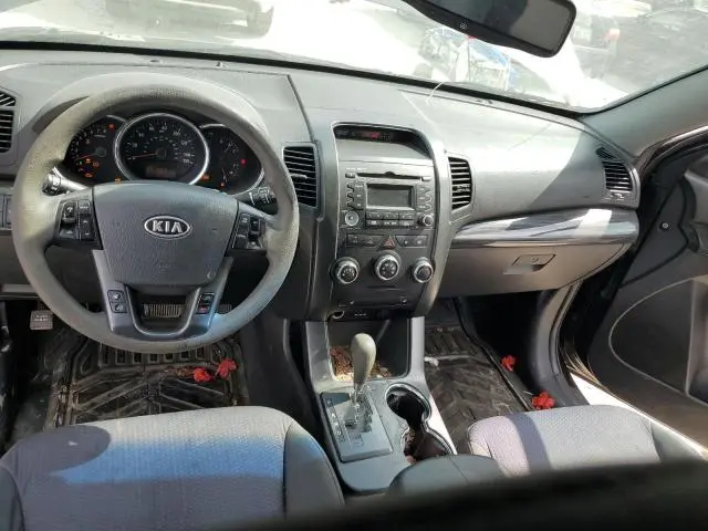 2011 KIA SORENTO BASE  