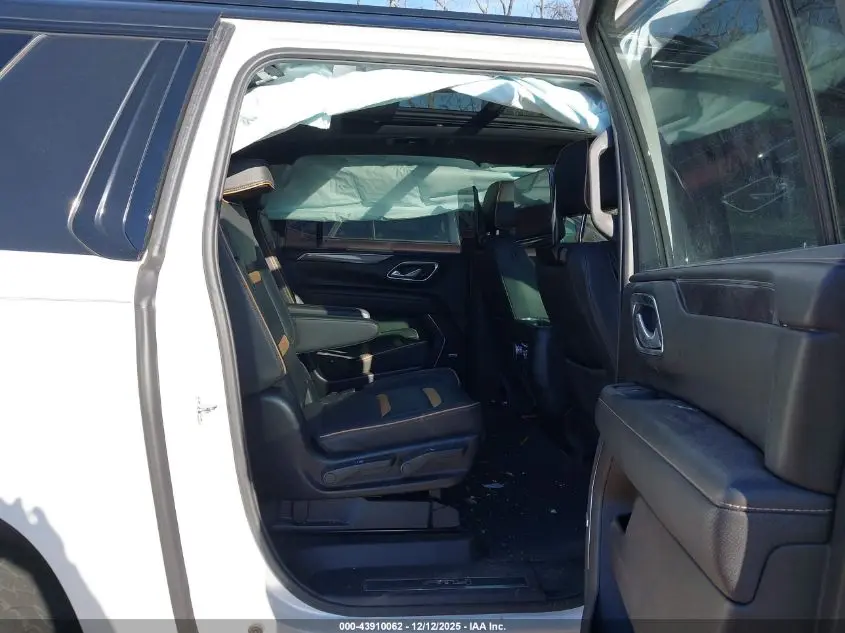 2024 GMC YUKON XL 4WD AT4