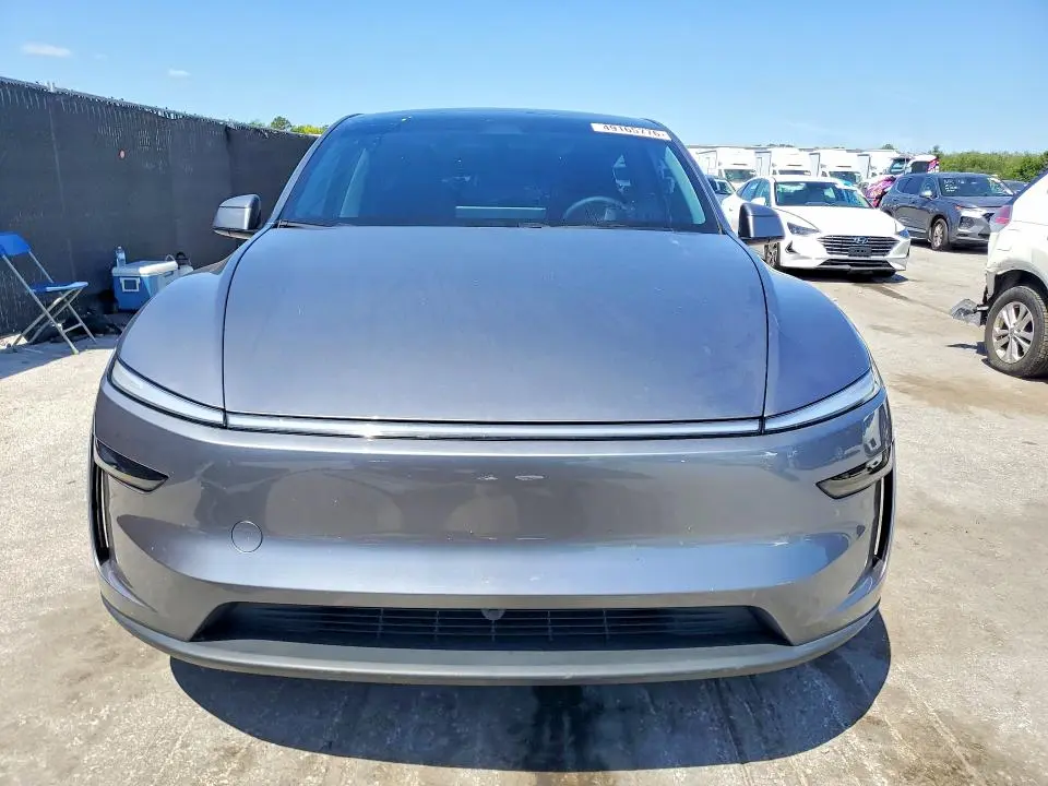 2026 TESLA MODEL Y   