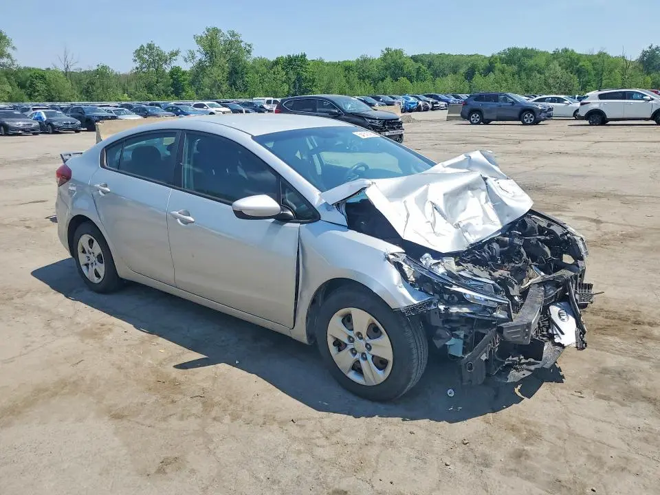 2018 KIA FORTE LX  