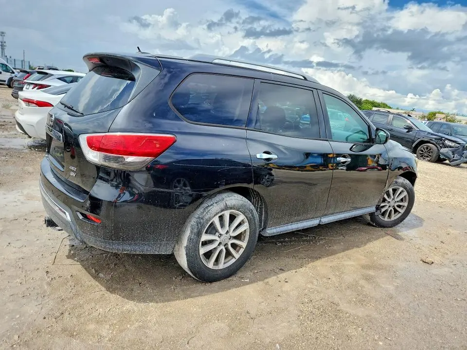 2015 NISSAN PATHFINDER S  