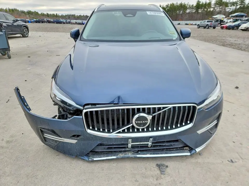 2022 VOLVO XC60 T8 RECHARGE INSCRIPTION  