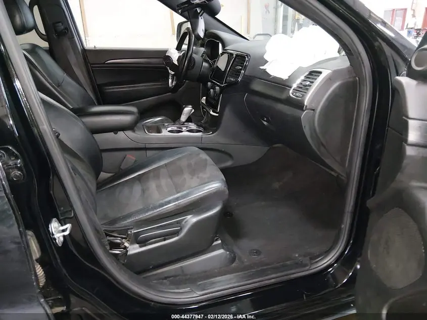 2020 JEEP GRAND CHEROKEE ALTITUDE 4X2