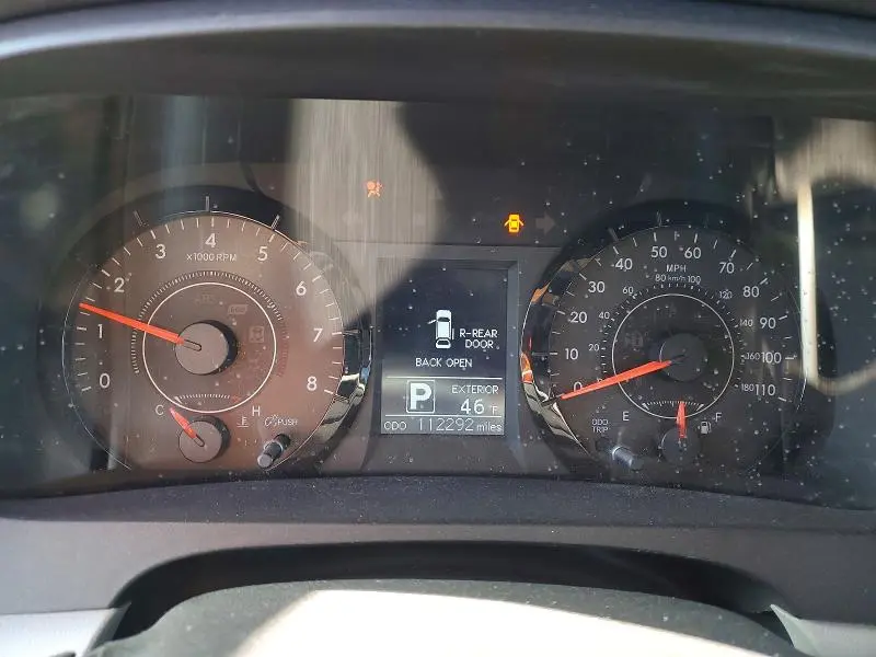 2015 TOYOTA SIENNA LE  