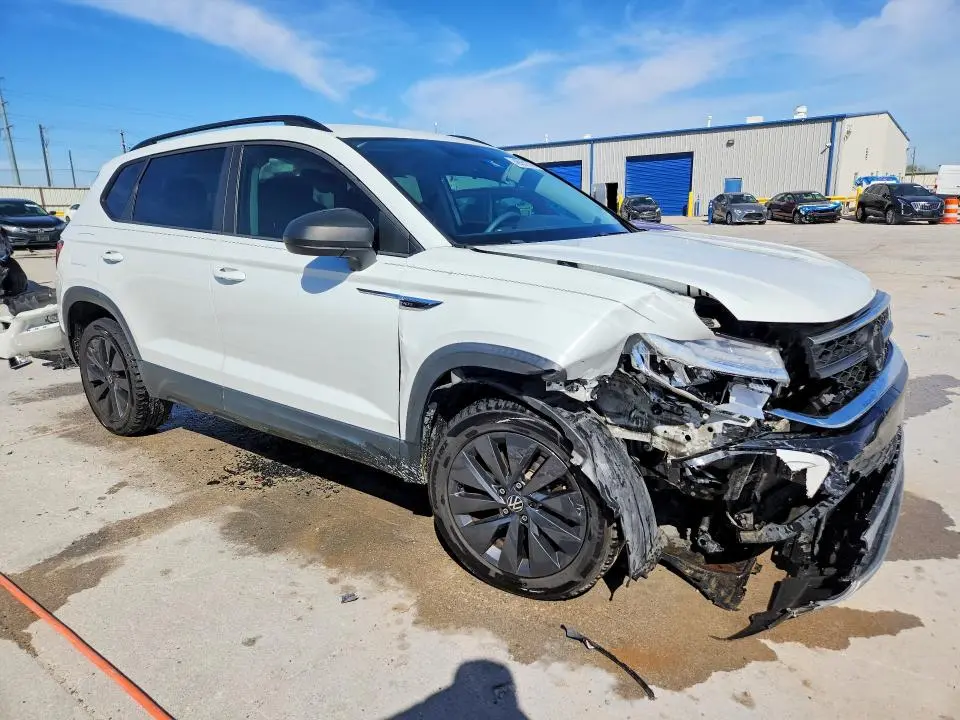 2022 VOLKSWAGEN TAOS S  