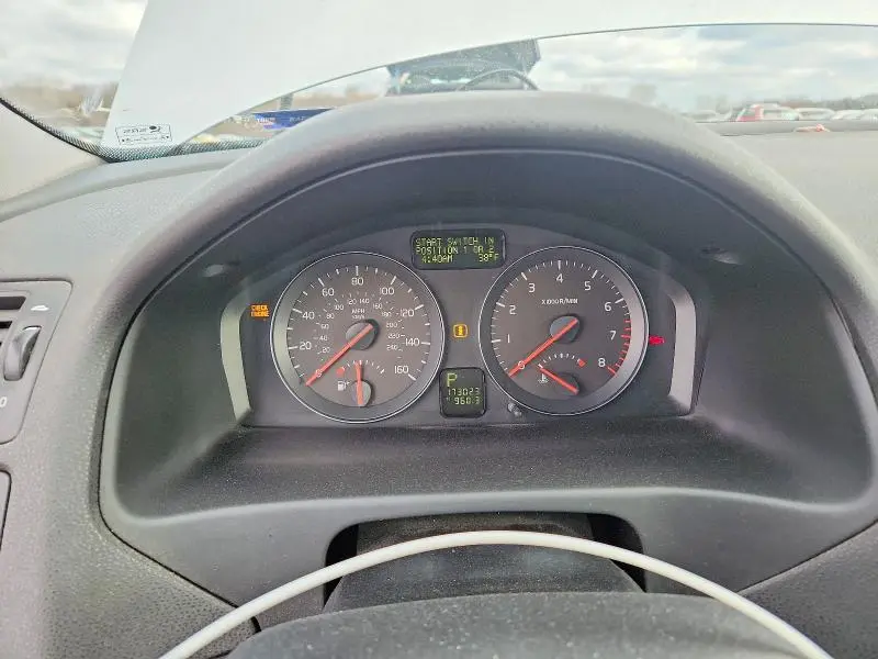 2010 VOLVO S40 2.4I  