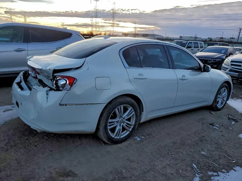2012 INFINITI G37   