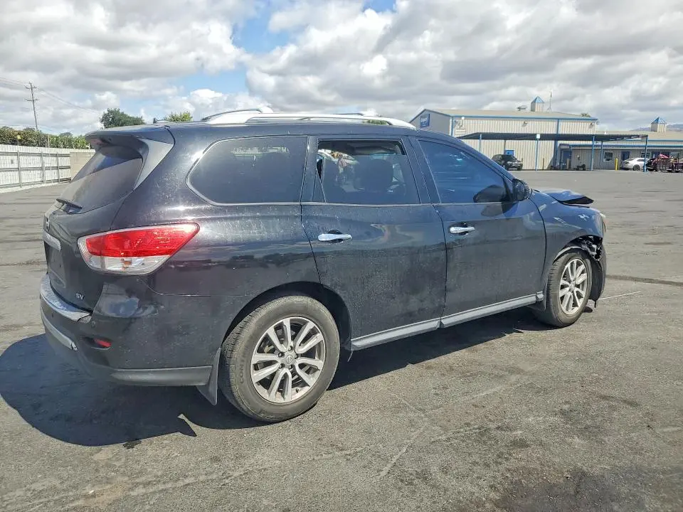 2014 NISSAN PATHFINDER SV  
