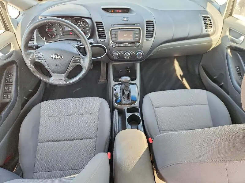 2018 KIA FORTE LX  