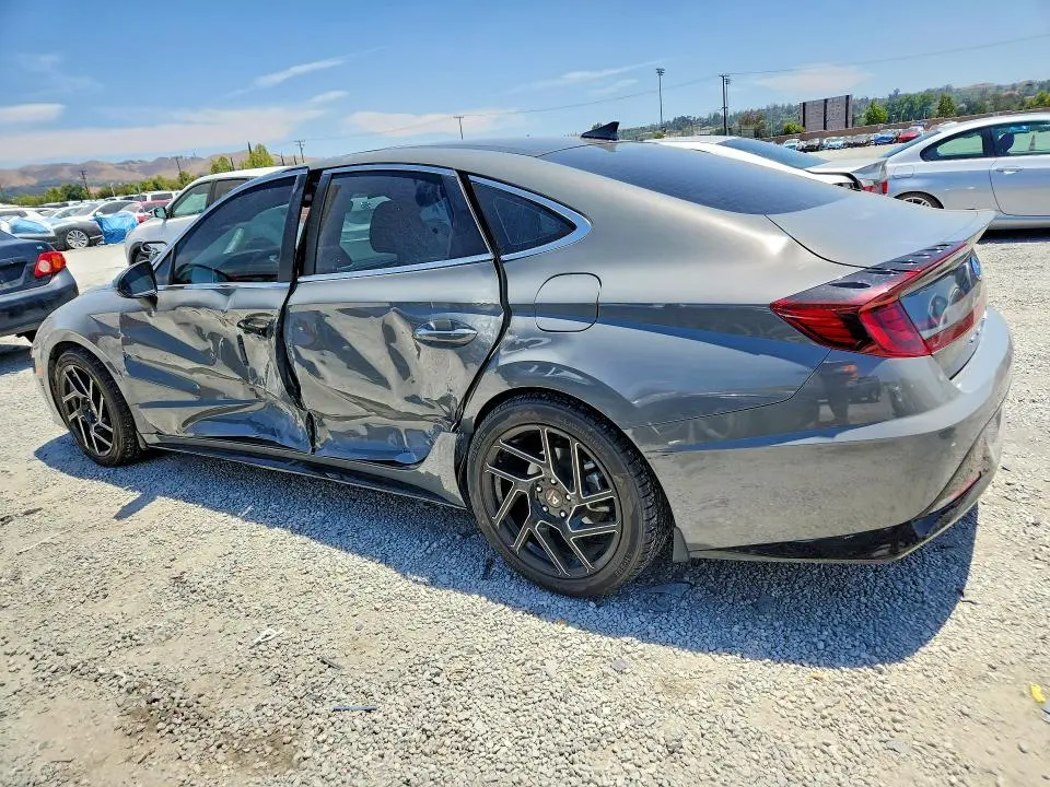 2022 HYUNDAI SONATA SEL  