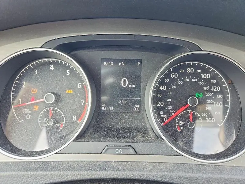 2015 VOLKSWAGEN GOLF   