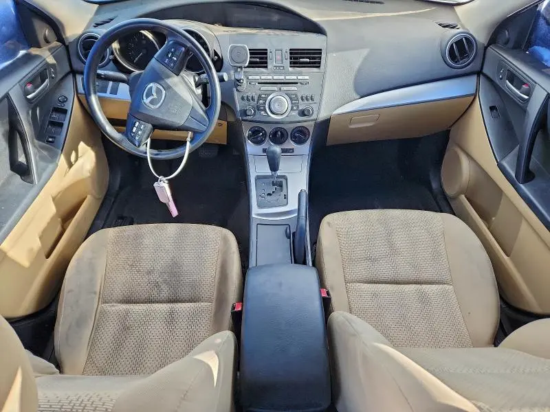 2011 MAZDA 3 I  