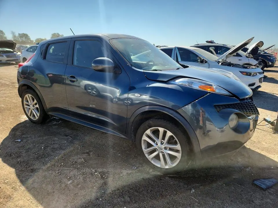 2013 NISSAN JUKE S  