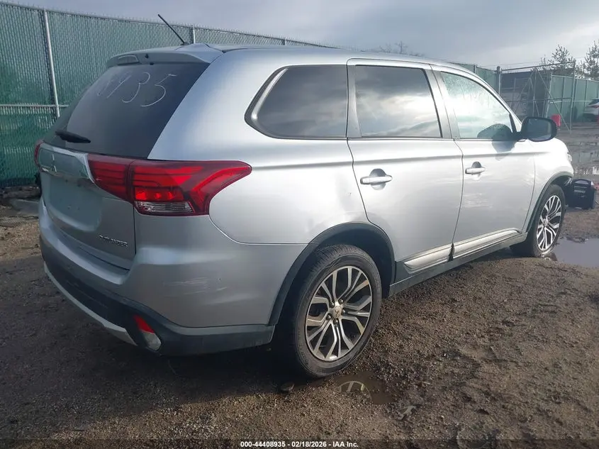 2016 MITSUBISHI OUTLANDER ES