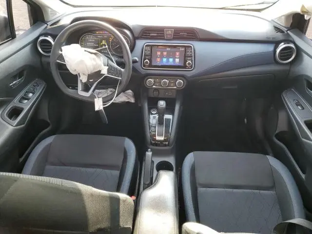 2023 NISSAN VERSA SV  