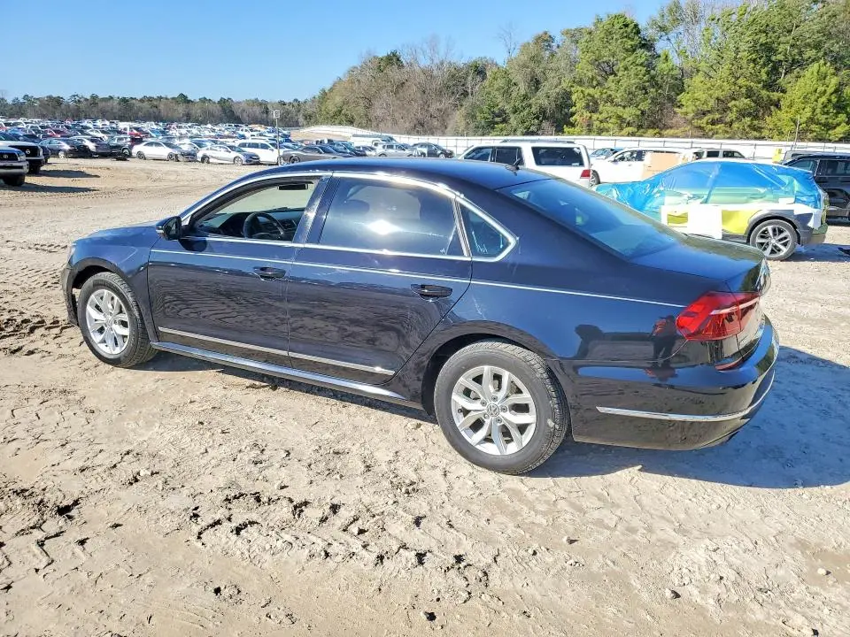 2017 VOLKSWAGEN PASSAT S  