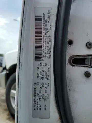 2015 RAM 1500 SLT  