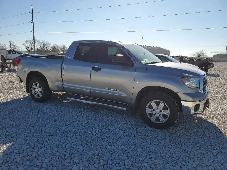2011 TOYOTA TUNDRA   