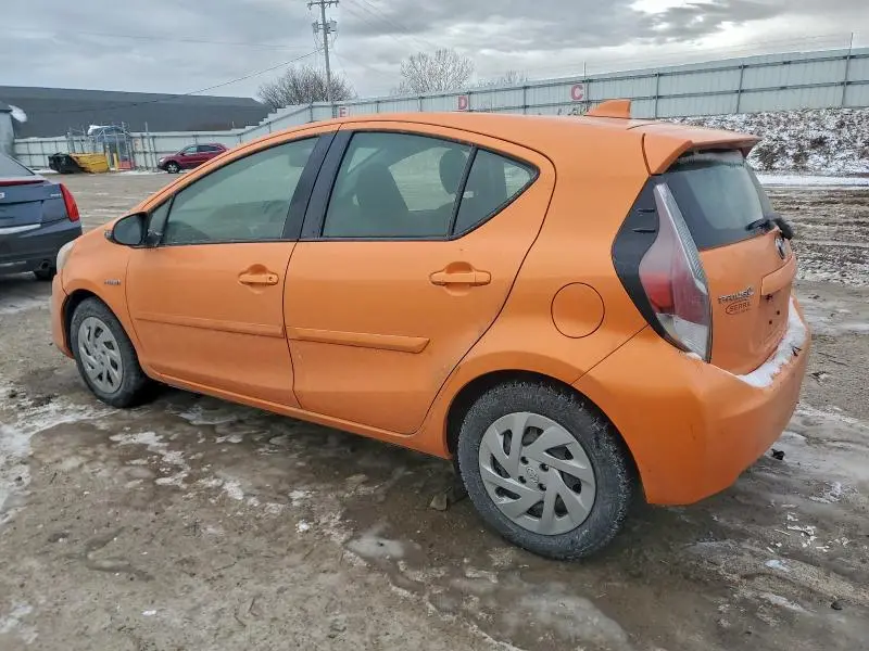 2016 TOYOTA PRIUS C   