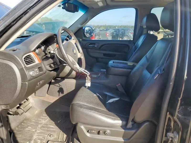 2011 CHEVROLET SUBURBAN C1500 LTZ  