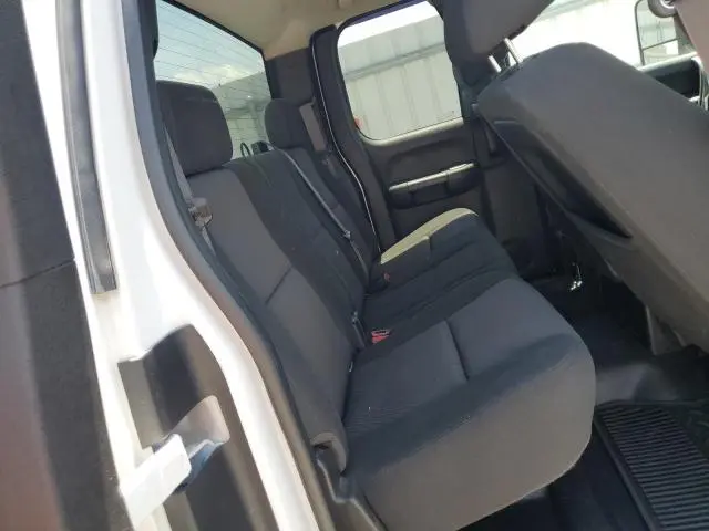 2013 CHEVROLET SILVERADO K2500 HEAVY DUTY LT  