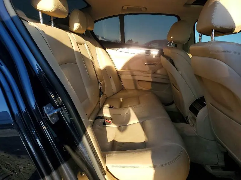 2015 BMW 528 XI  