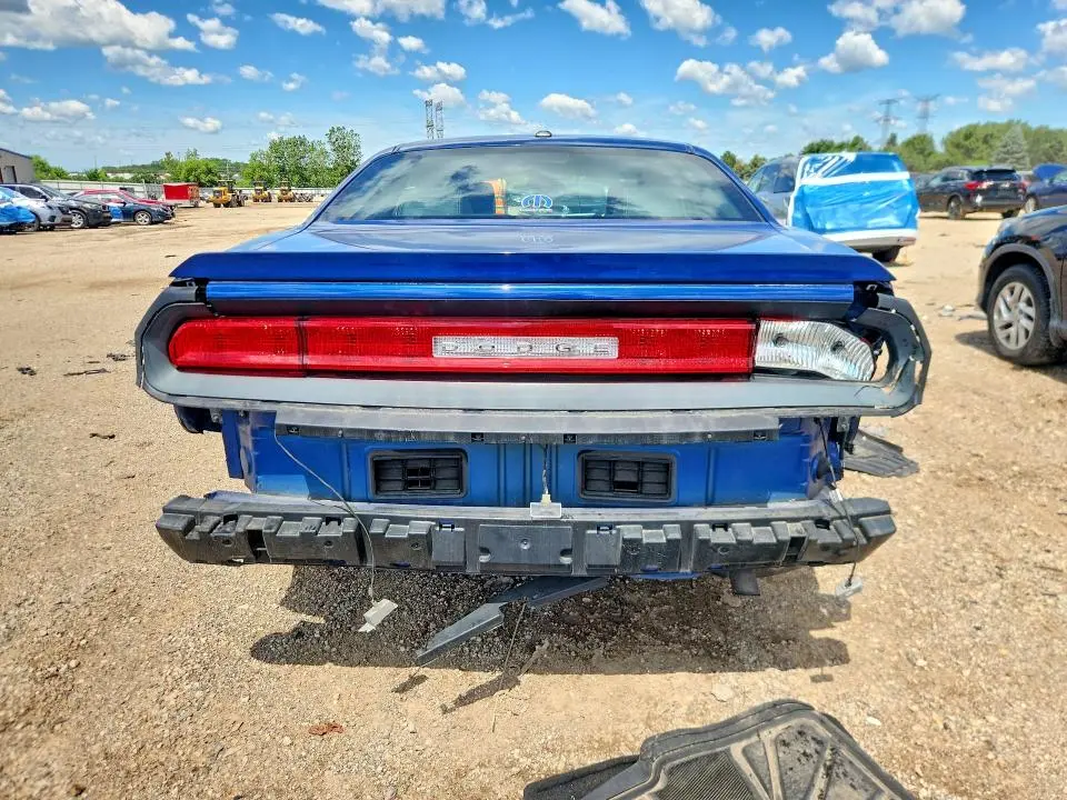 2010 DODGE CHALLENGER SE  
