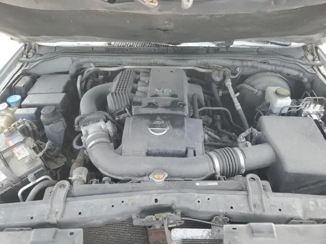 2011 NISSAN PATHFINDER S  