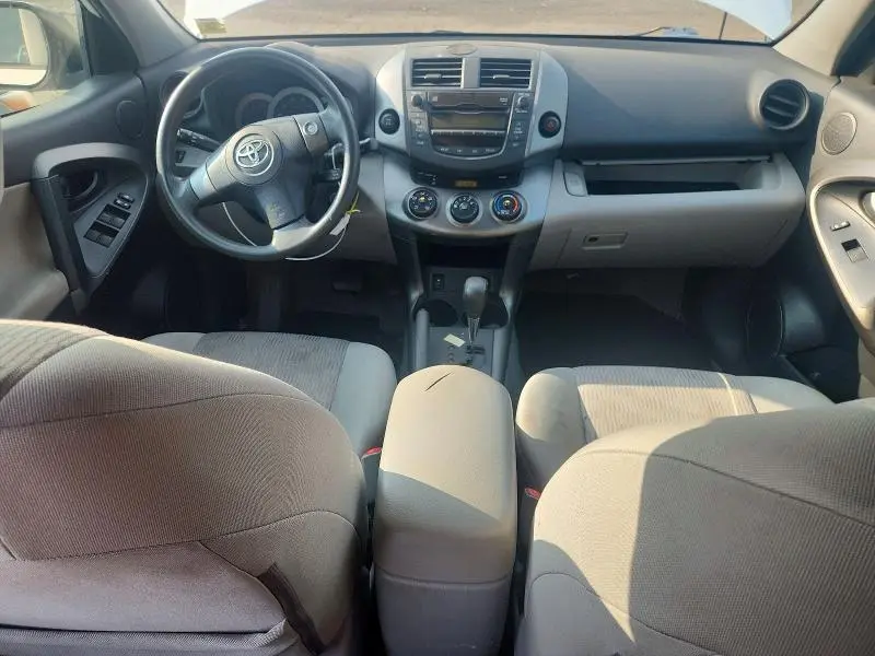 2011 TOYOTA RAV4 BASE  