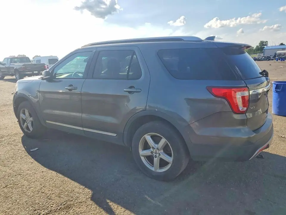 2016 FORD EXPLORER XLT  
