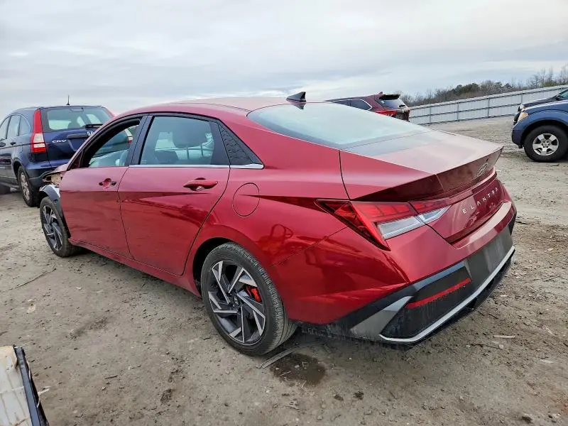 2025 HYUNDAI ELANTRA SEL  