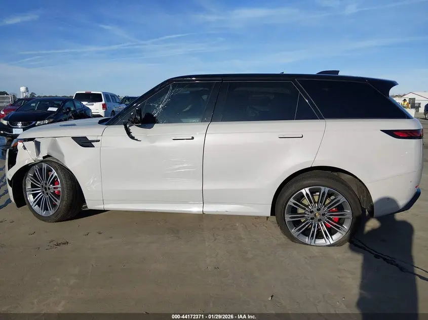 2025 LAND ROVER RANGE ROVER SPORT P400 DYNAMIC SE