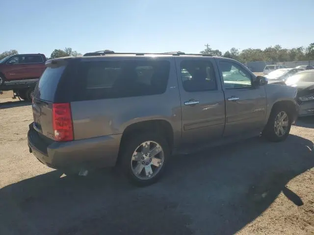 2013 GMC YUKON XL C1500 SLT  