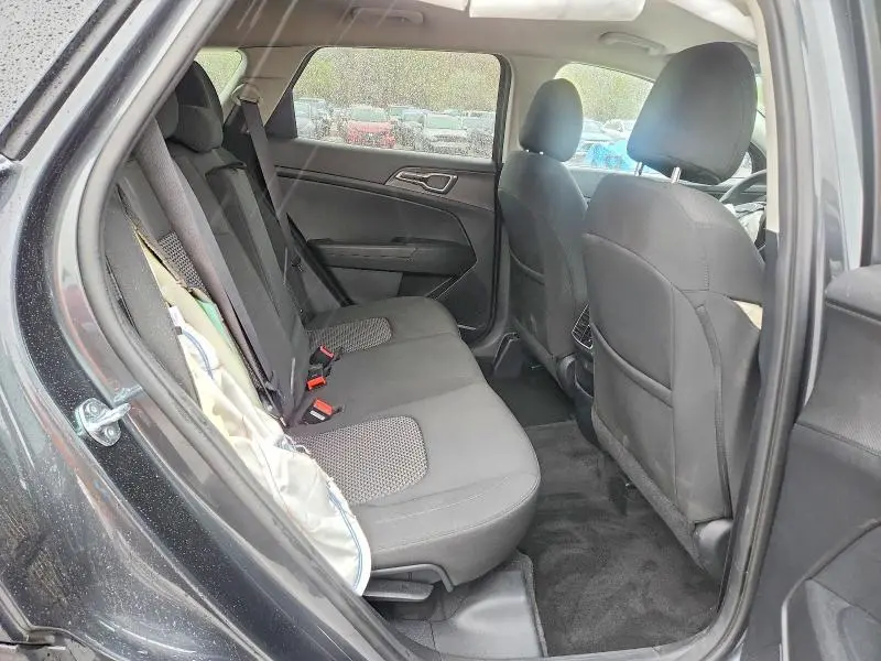 2025 KIA SPORTAGE LX  