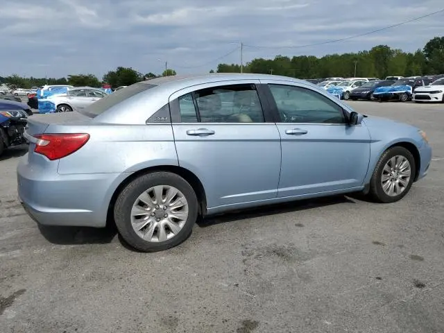 2013 CHRYSLER 200 LX
