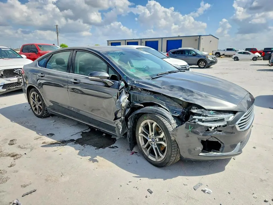 2020 FORD FUSION SEL  