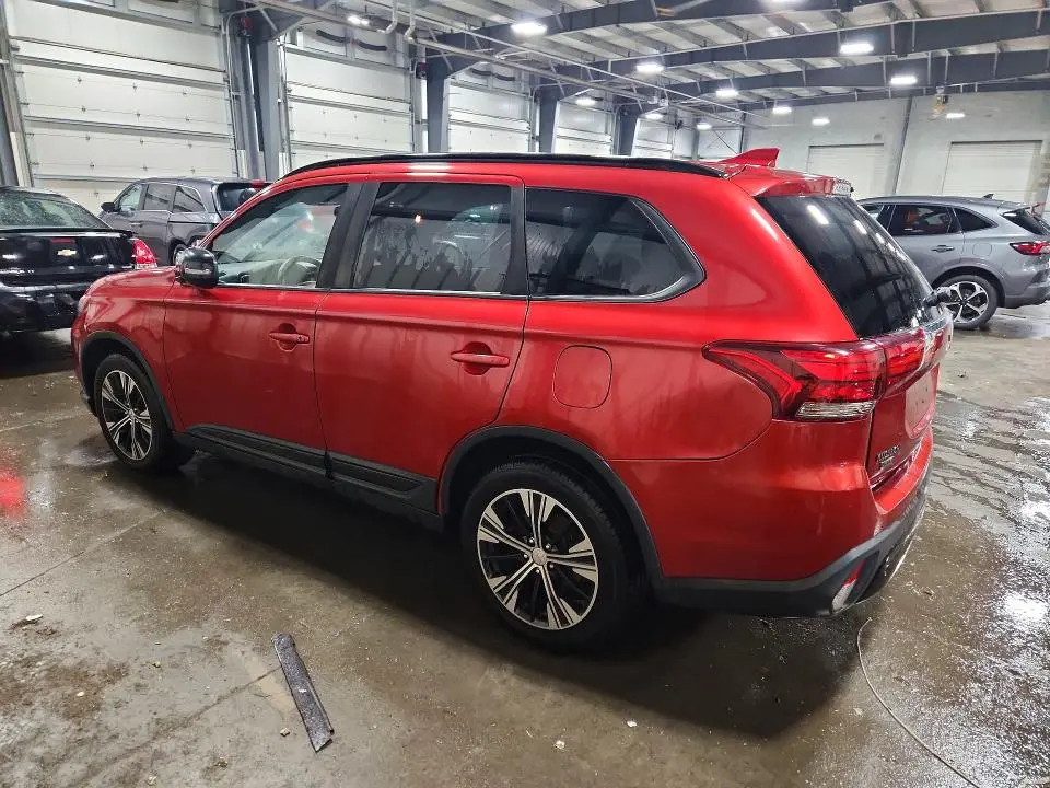 2019 MITSUBISHI OUTLANDER SE  
